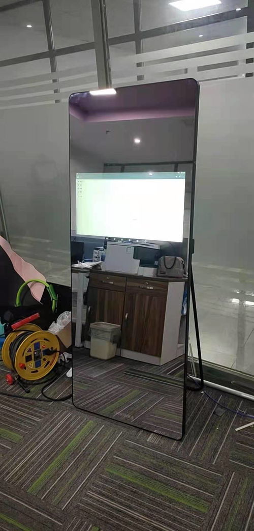 镜面广告机 镜中的广告新维度